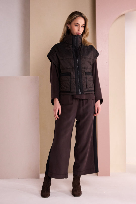 Naya Waistcoat NAW26167 - model - NAW26-167-MS-5.jpg