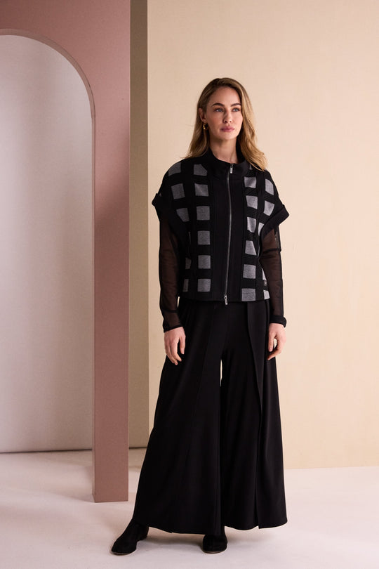 Naya Trouser NAW26177 - model - NAW26-257-106-177-MS-1.jpg